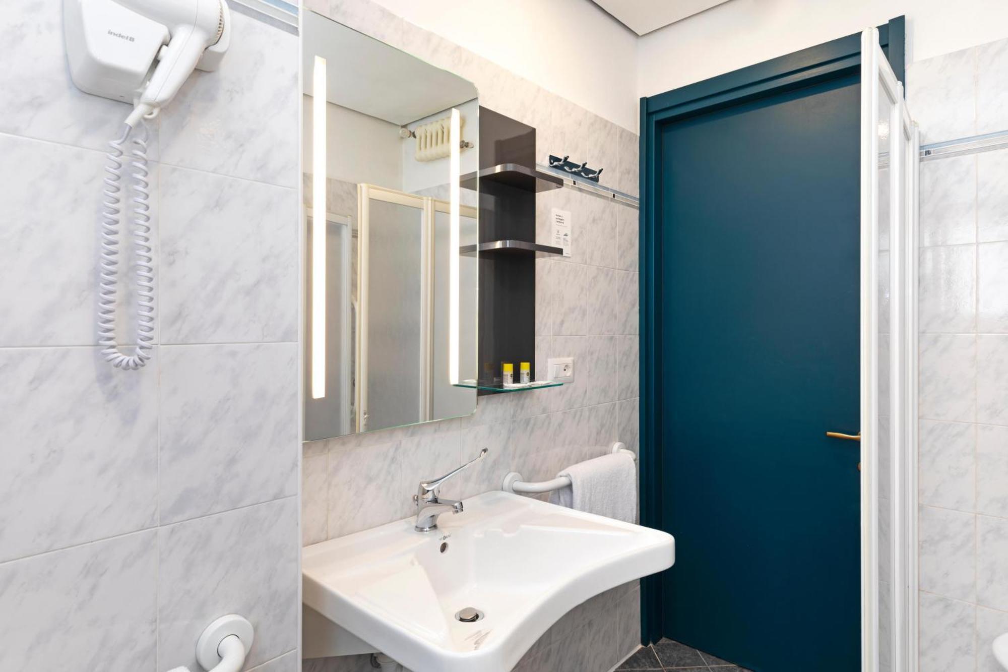 B&B Hotel Como City Center מראה חיצוני תמונה