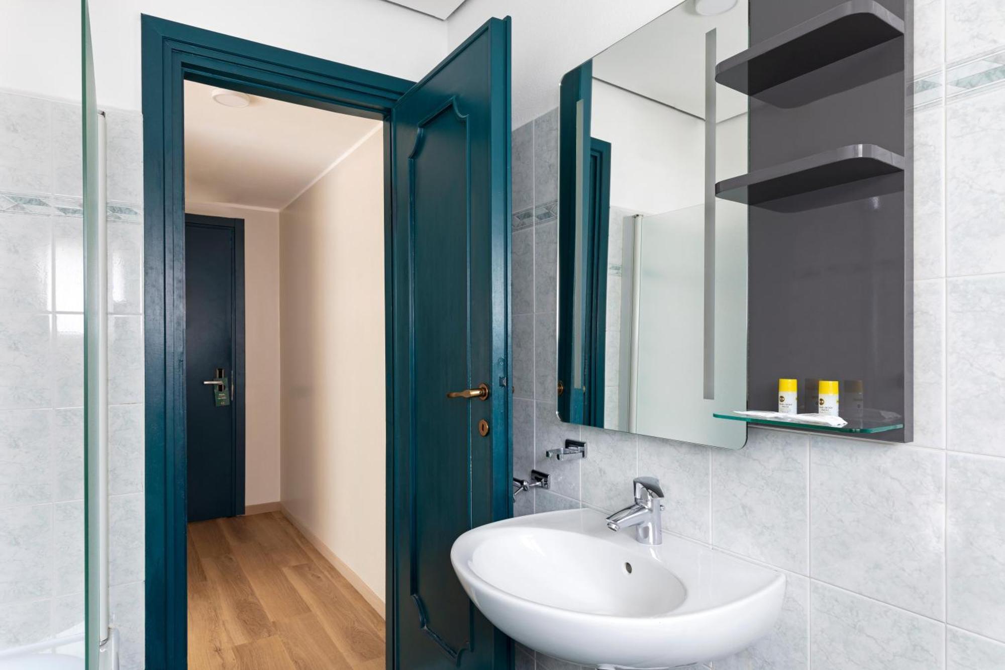 B&B Hotel Como City Center מראה חיצוני תמונה