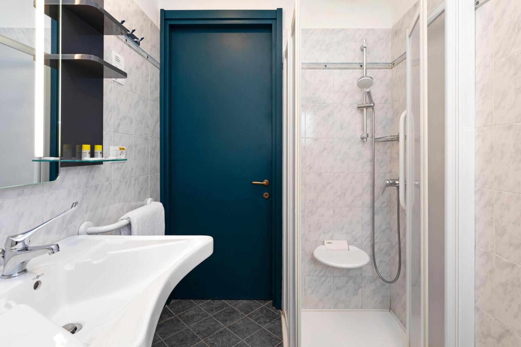 B&B Hotel Como City Center מראה חיצוני תמונה